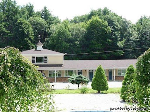 The Little Lion Motel Great Barrington Exterior foto